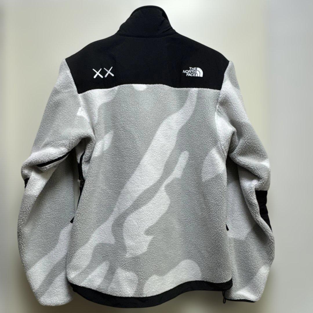 THE NORTH FACE KAWS フリースジャケット デナリジャケット