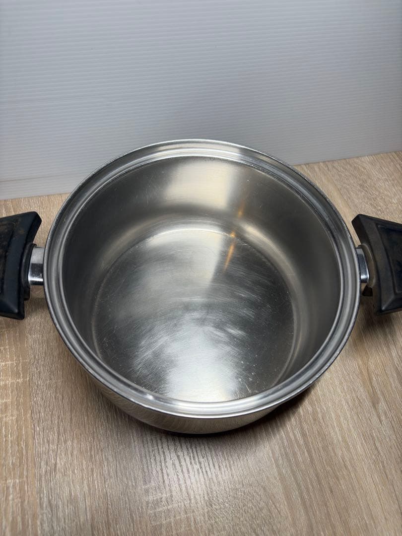 1月３日までに購入で2000円引きますロイヤルクイーン　3コート