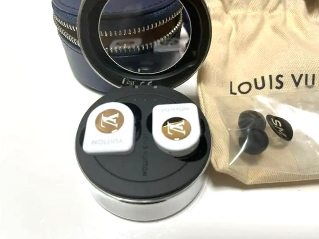 LOUIS VUITTON イヤホン 白 ホワイト ワイヤレス ルイヴィトン