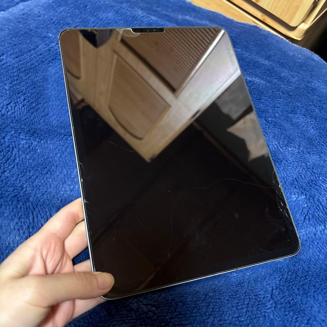 iPad Pro 11インチ　第一世代セルラーモデル