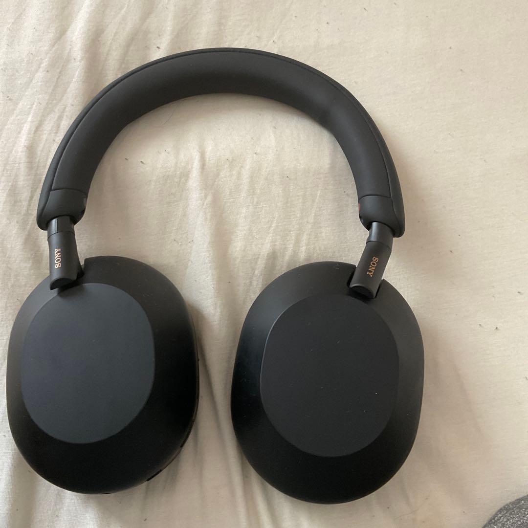 z*a様 ワイヤレスヘッドフォン ブラック　WH−1000XM5