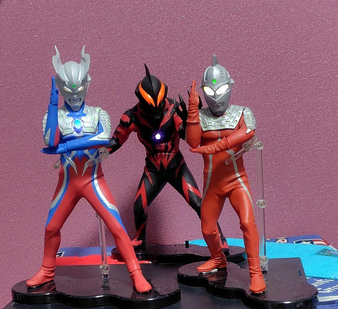 （大怪獣シリーズ）ウルトラマンゼロ 発光Ver. フィギュア