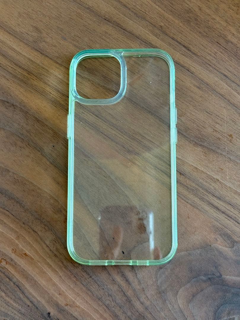 【美品】iPhone 15 128GB グリーン