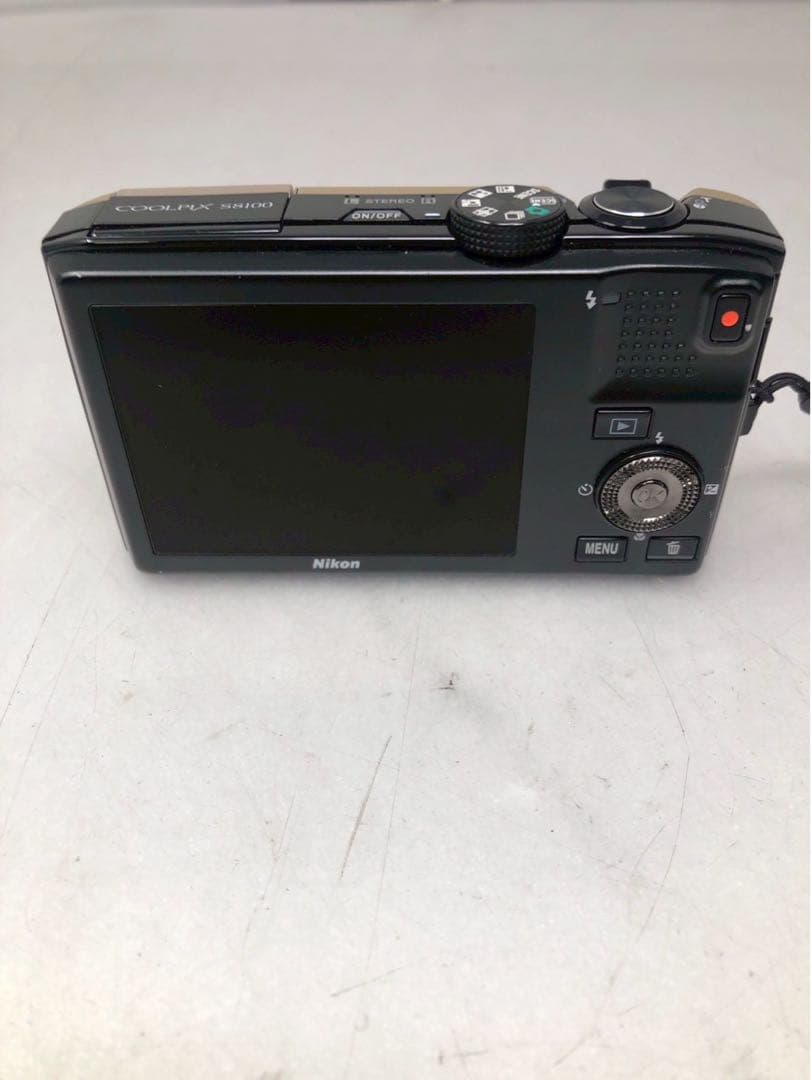 Nikon COOLPIX コンパクトデジタルカメラ　S8100