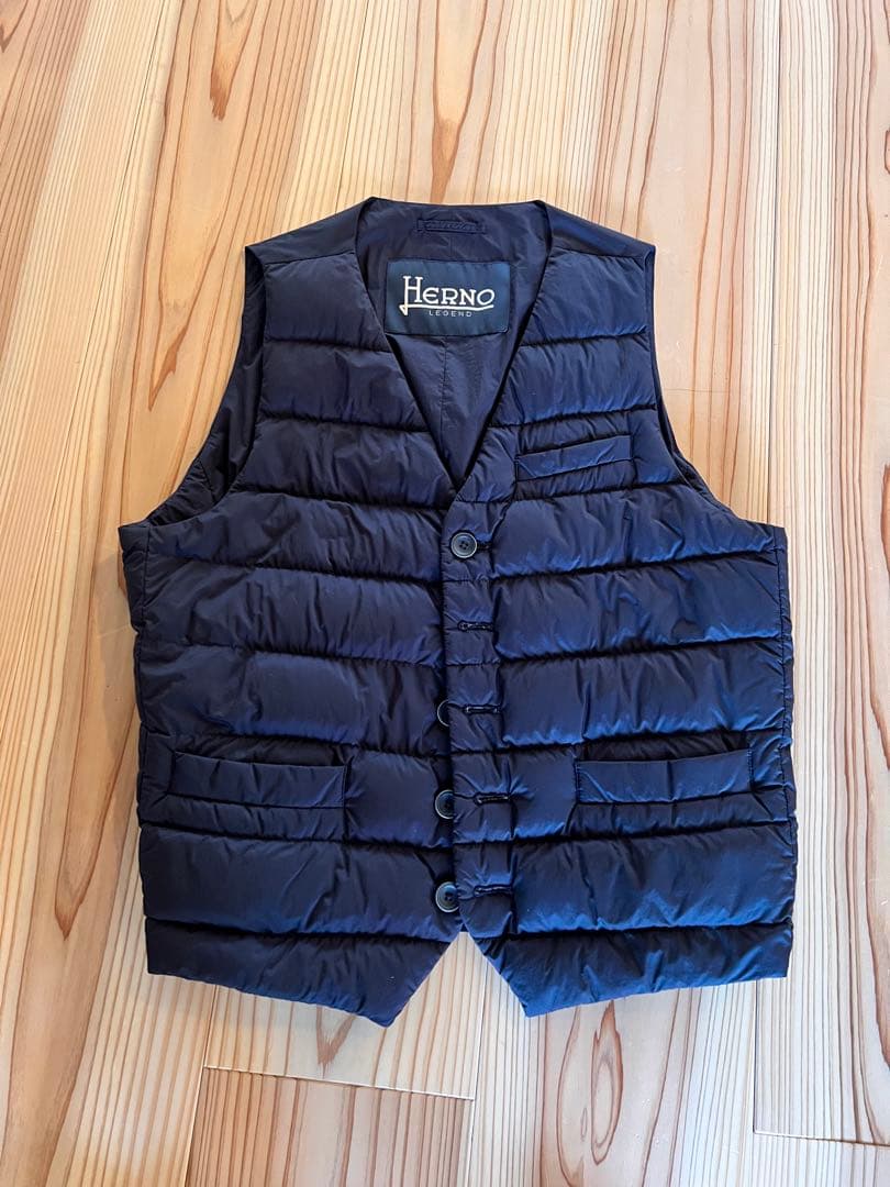 HERNO ヘルノ　ダウンベスト