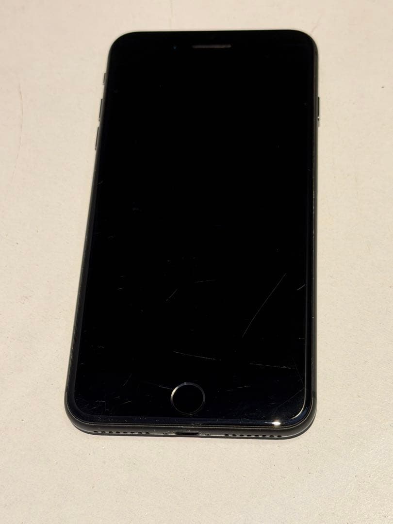 iPhone8Plus 本体 256GB SIMフリー