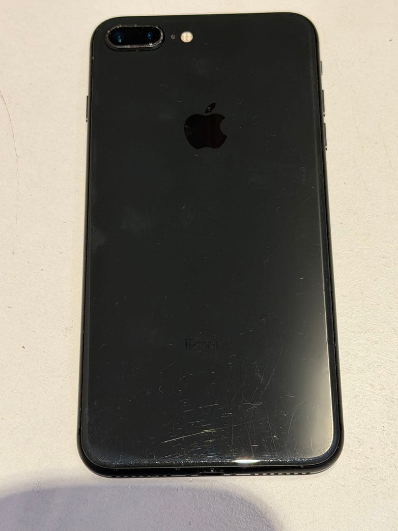 iPhone8Plus 本体 256GB SIMフリー