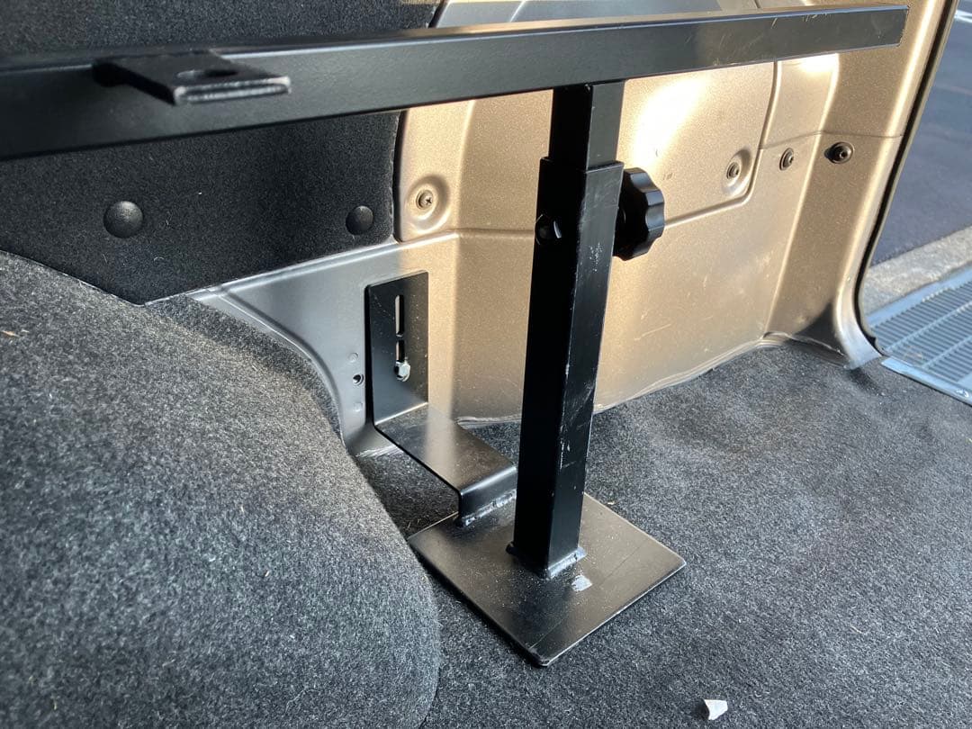 NV350キャラバン　ベッドキット　スチール製 高さ調整可能