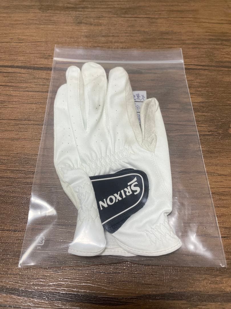 菅楓華選手サイン入り実使用グローブ