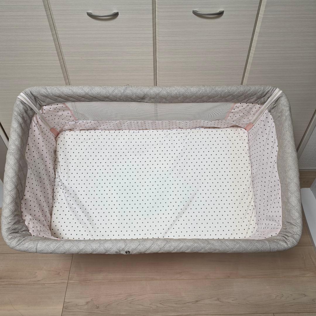 【最終値下げ】ベビーベッド ピンク 新生児 乳児用 高さ6段調節 蚊帳