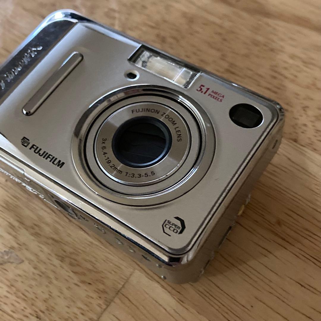 良品　FUJIFILM FinePix A500 富士フィルム　コンデジ　フジ