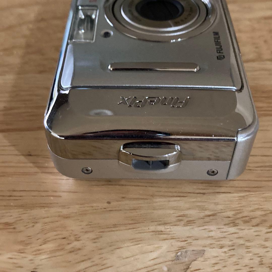 良品　FUJIFILM FinePix A500 富士フィルム　コンデジ　フジ