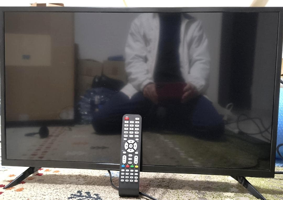 山善　Yamazen　32型　ハイビジョン液晶テレビ　QRT-32W2K　22年