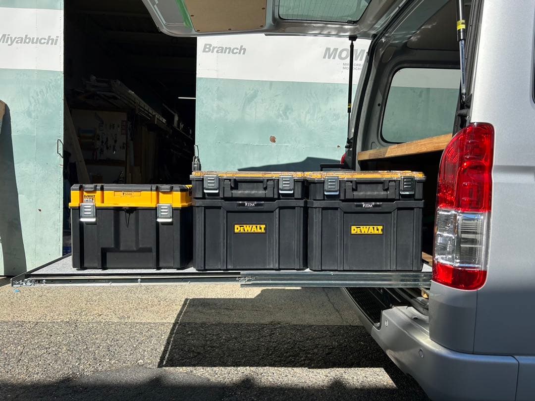 ハイエース スライドフロア 150cm 棚板、フェルト付フルキット送料込