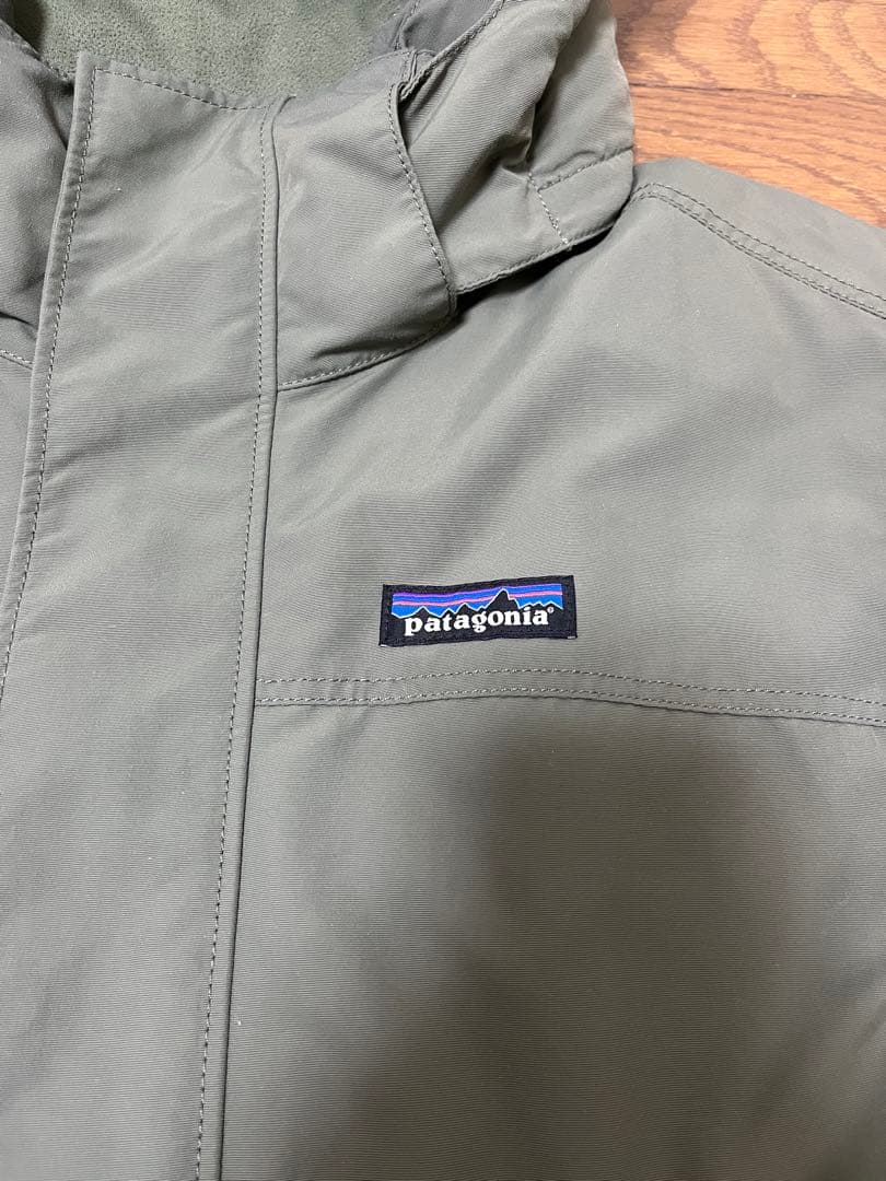 patagonia イスマスジャケット　Mサイズ　カーキ
