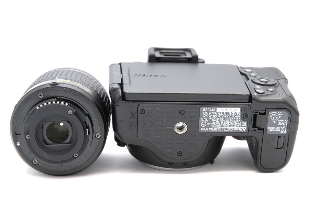 ショット数797枚 Nikon D5600 レンズキット 超美品 Wi-Fi付き