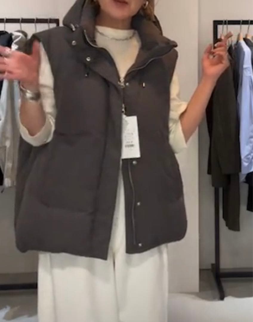 心　CLOCHE クロシェ 撥水加工ダウンベスト