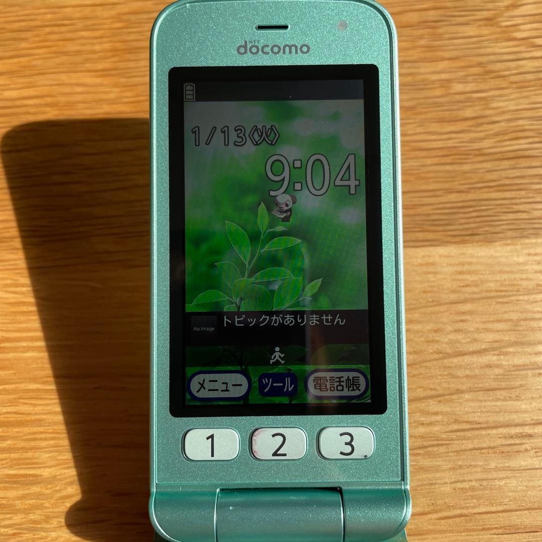 docomo らくらくホン F-02J ミントグリーン