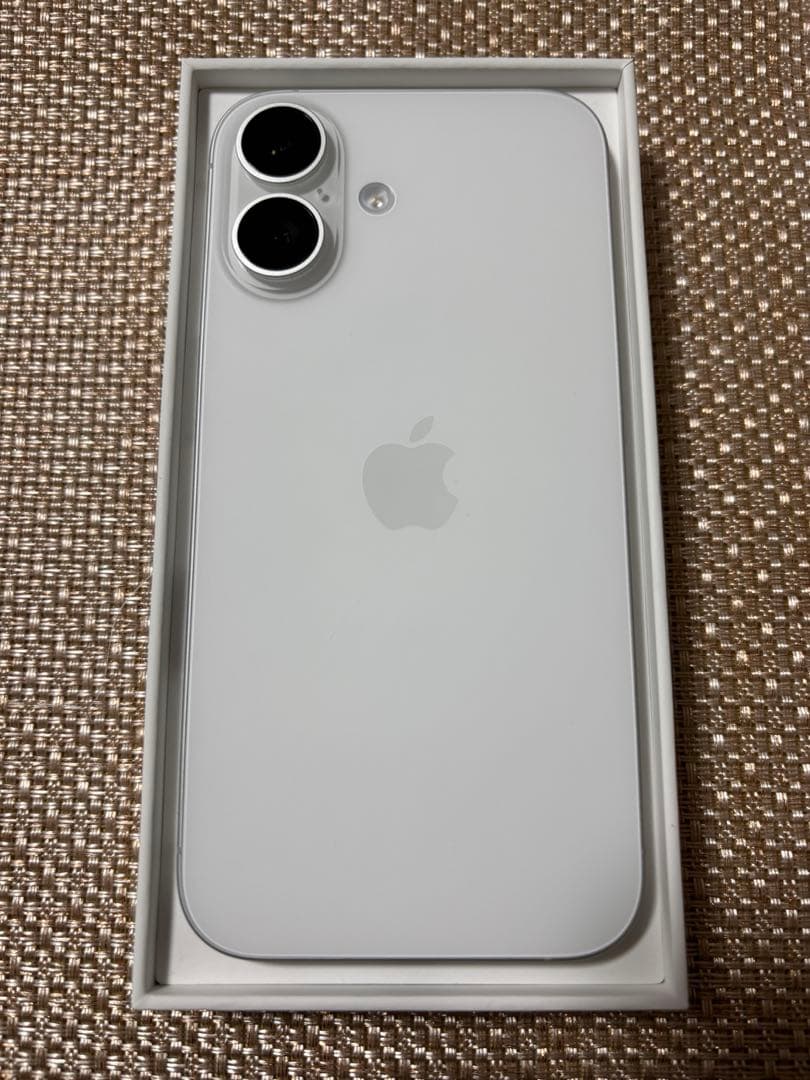 Apple iPhone 16 ホワイト 本体 128G