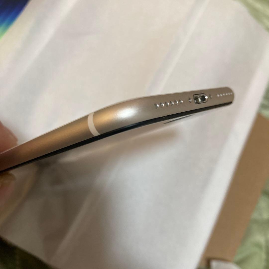 iPhone SE (第3世代) 64GB傷なし美品ホワイト