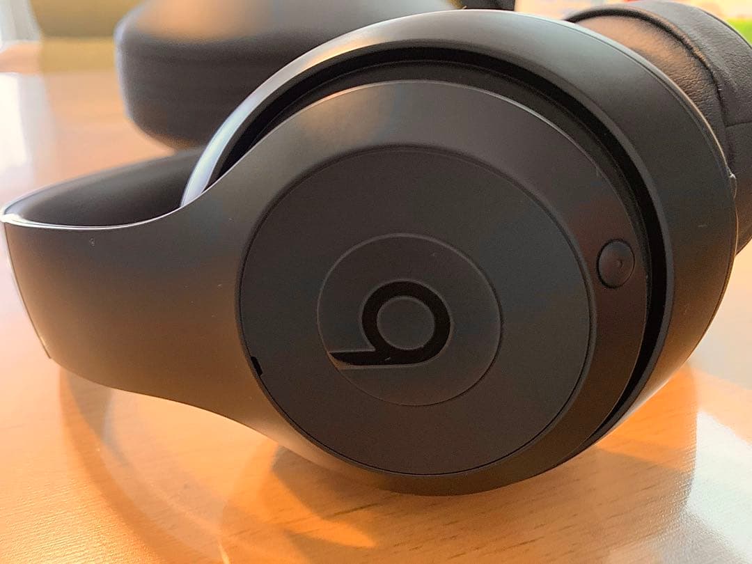 【 美品】beats studio 3ワイヤレス ヘッドホン　ブラック