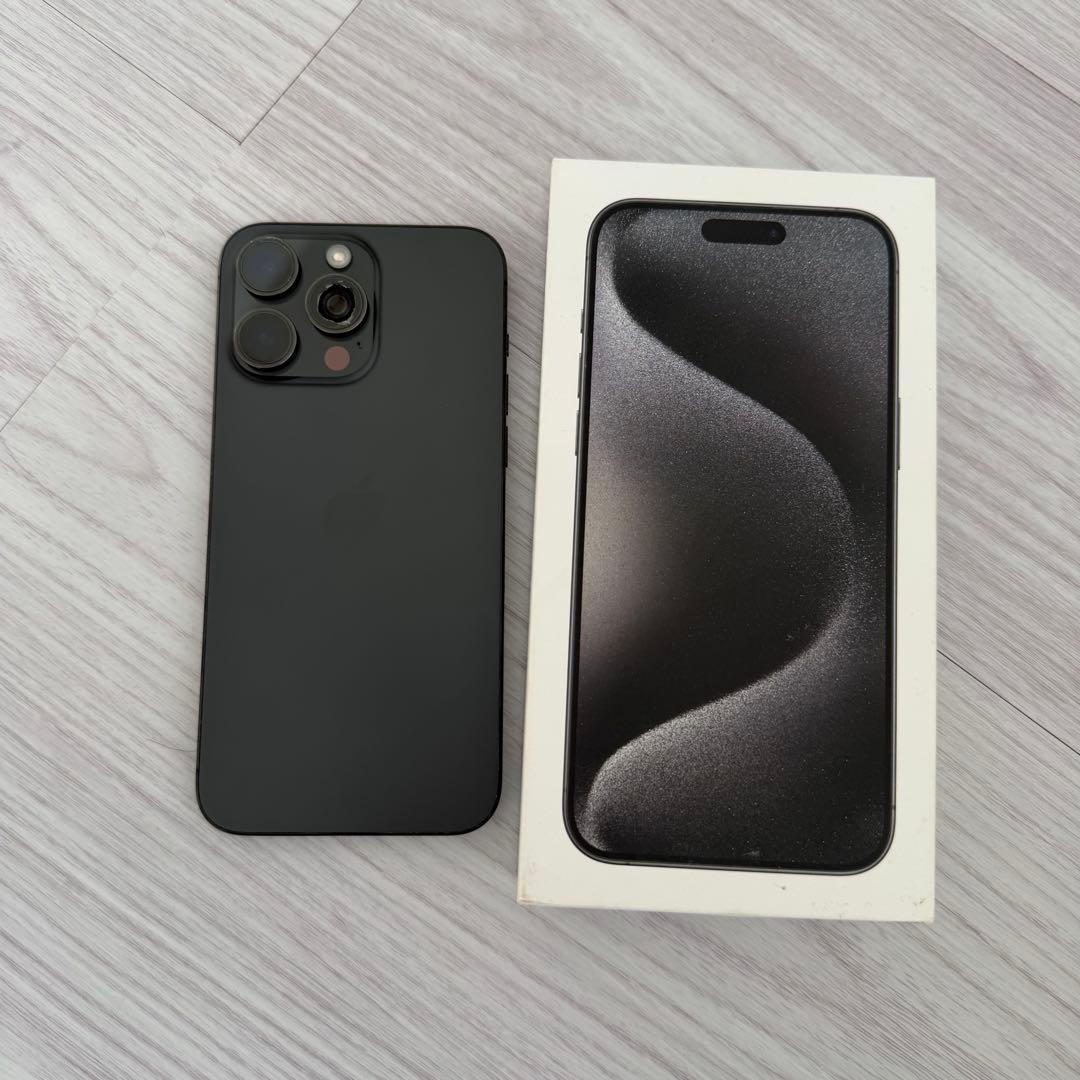 Apple iPhone 15 ProMAX ブラック 本体