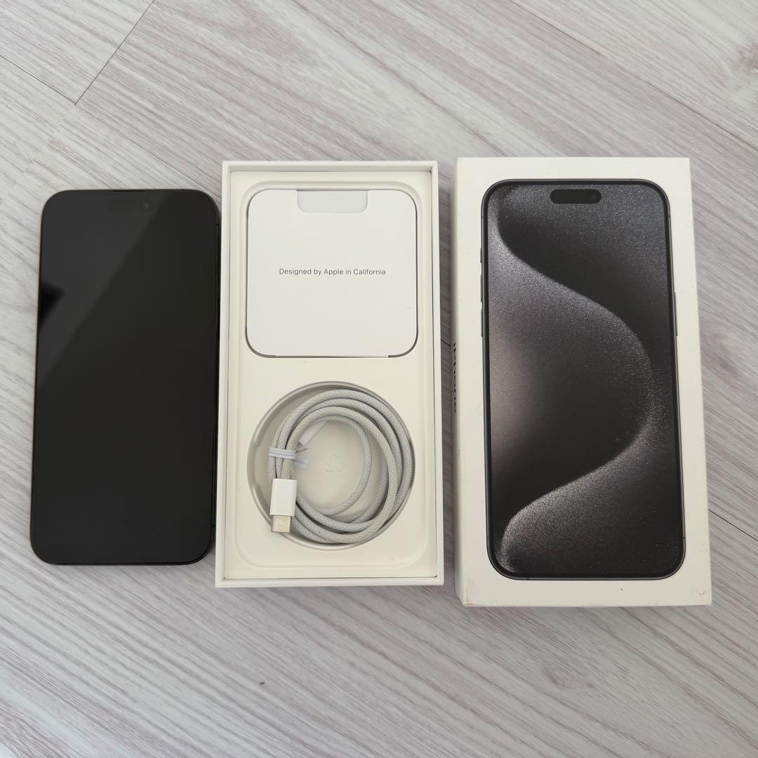Apple iPhone 15 ProMAX ブラック 本体