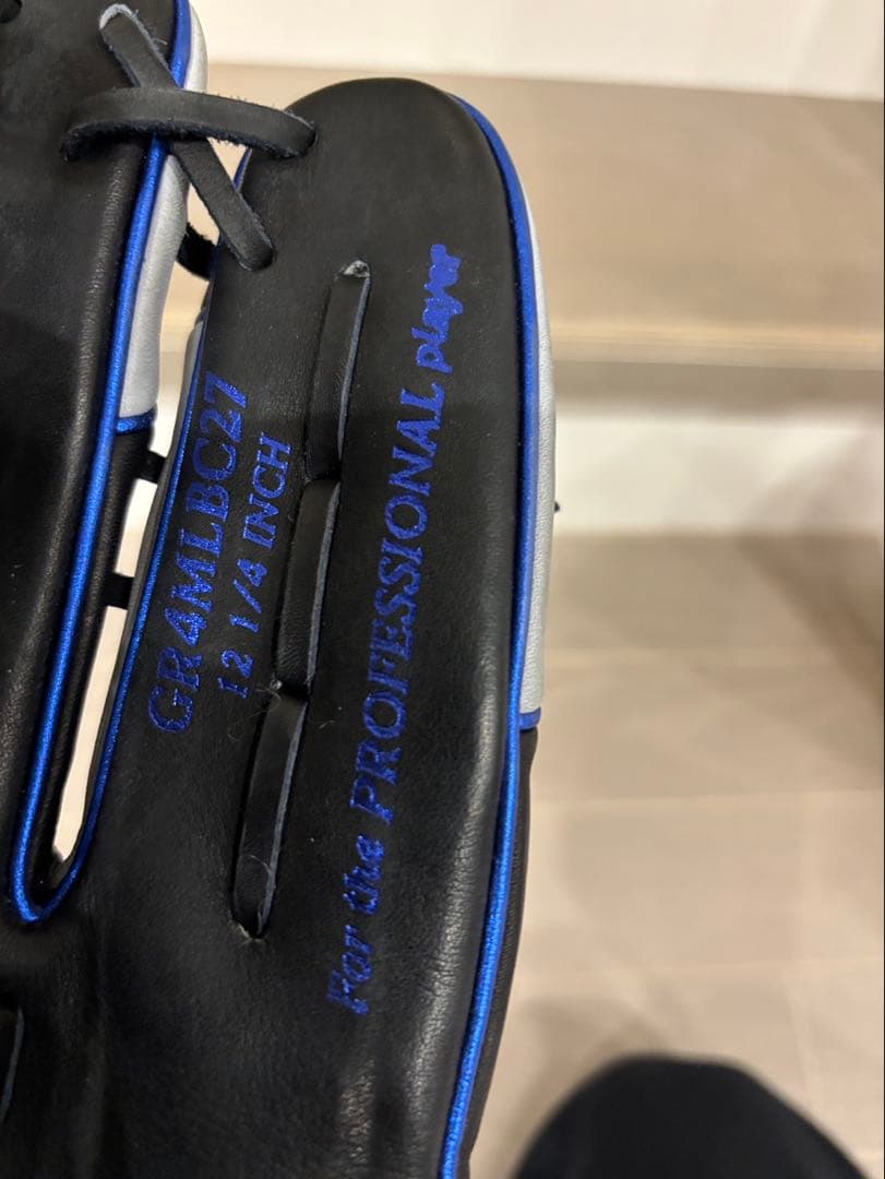 carpprideローリングス　鈴木誠也モデル