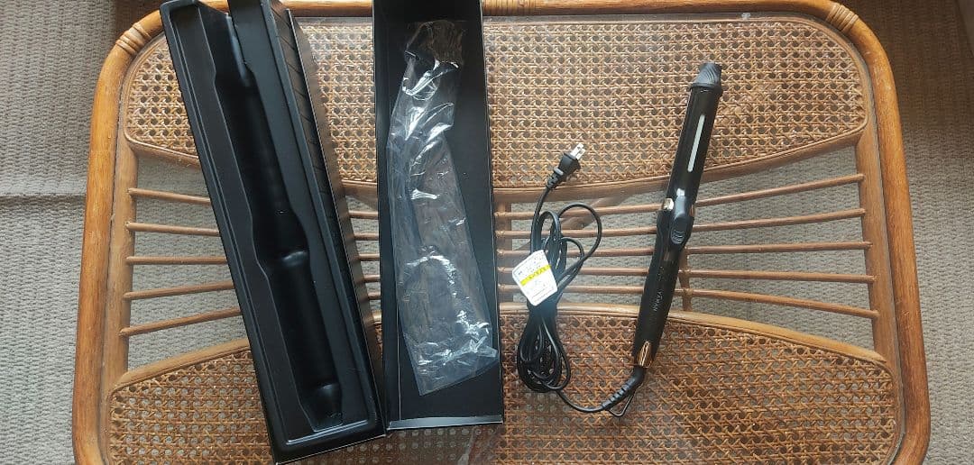 美品　YA-MAN カールヘアアイロン ブラック 収納ケース、説明書付き