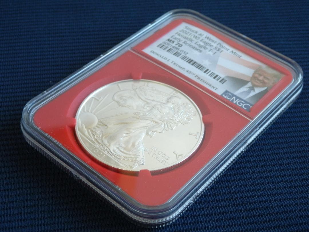 米国2021年イーグル1ドル銀貨　トランプ赤ラベル　NGC MS70ER
