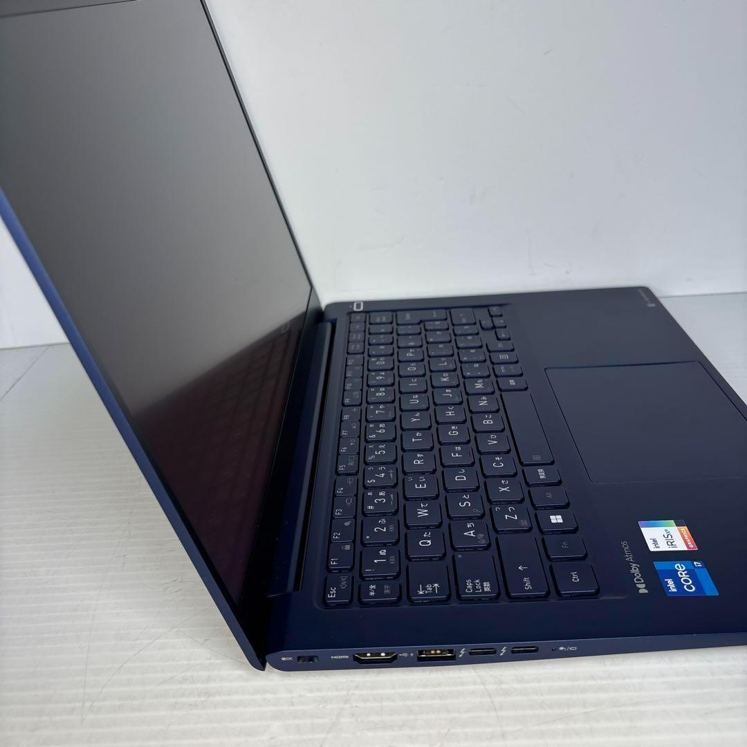 Core i7搭載 dynabook RZ/LVL W6RZLV7CBL 14型