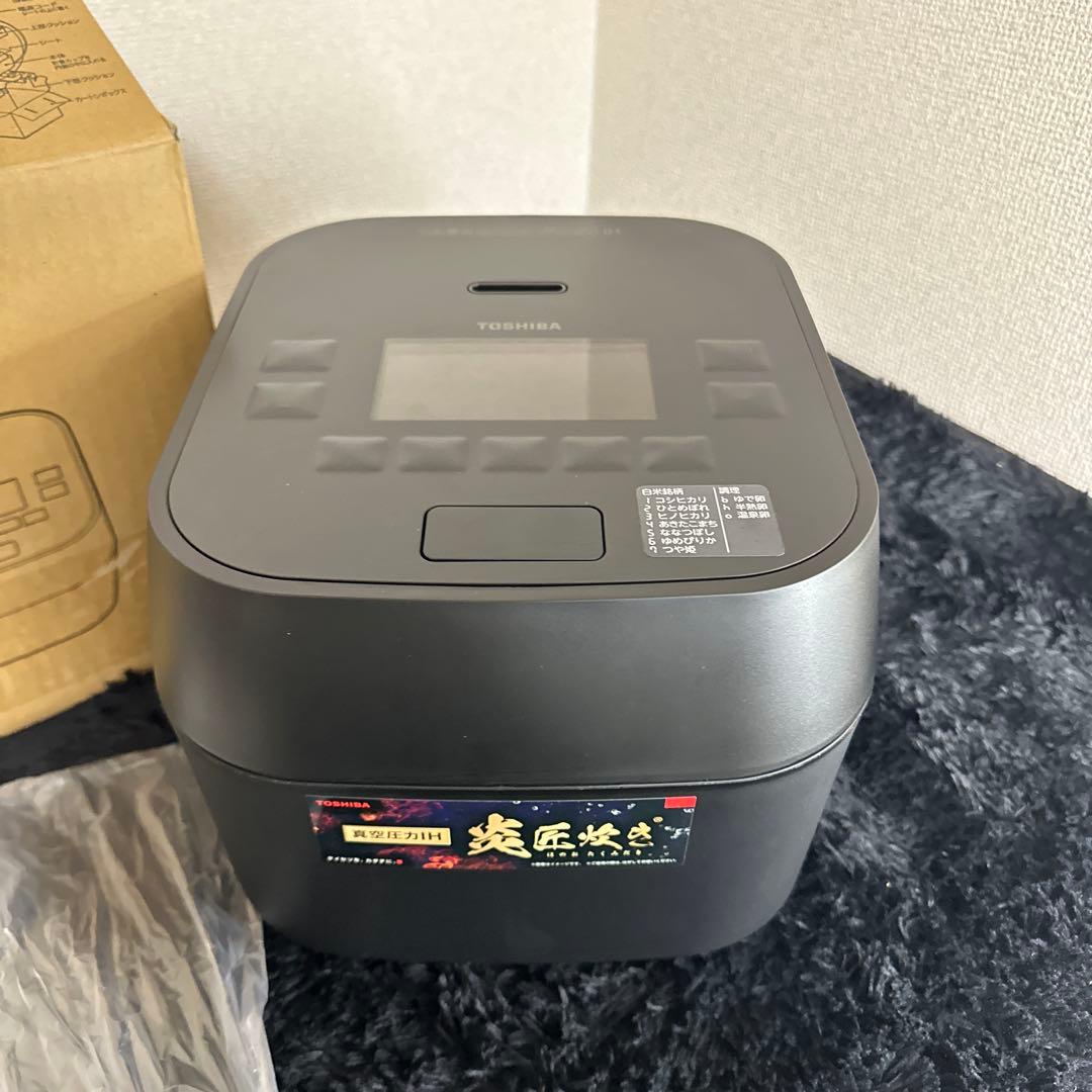 おそらく未使用品 TOSHIBA RC-10MG K 炊飯ジャー 炎匠炊き 黒