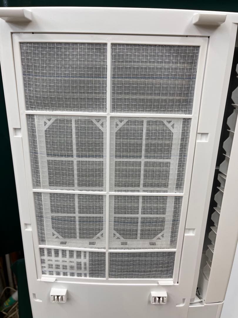 超美品25年製CORONA CWH-A1825R-W 窓エアコン 冷暖ホワイト