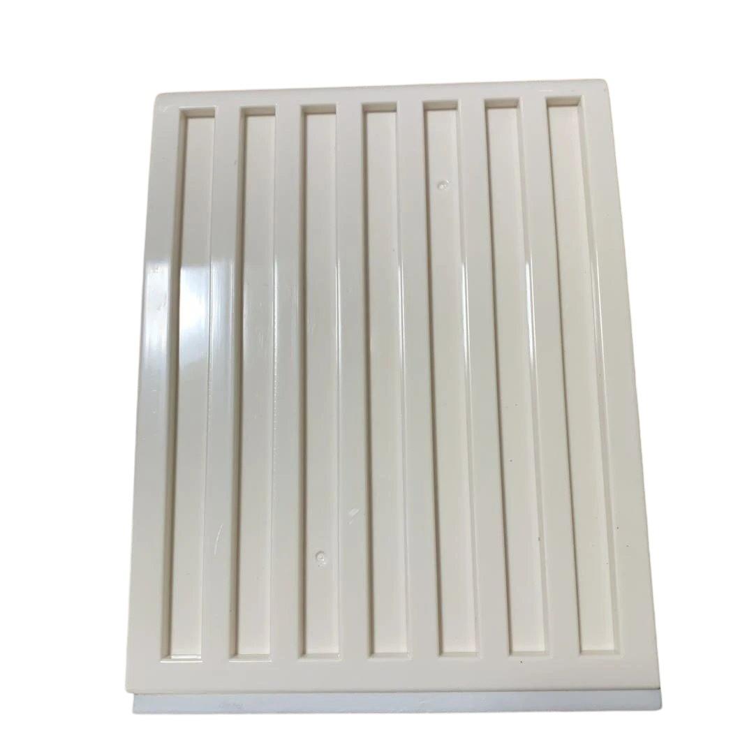 Almond Eye 17勝記念 THANKO 「俺の自販機」自販機型保冷庫