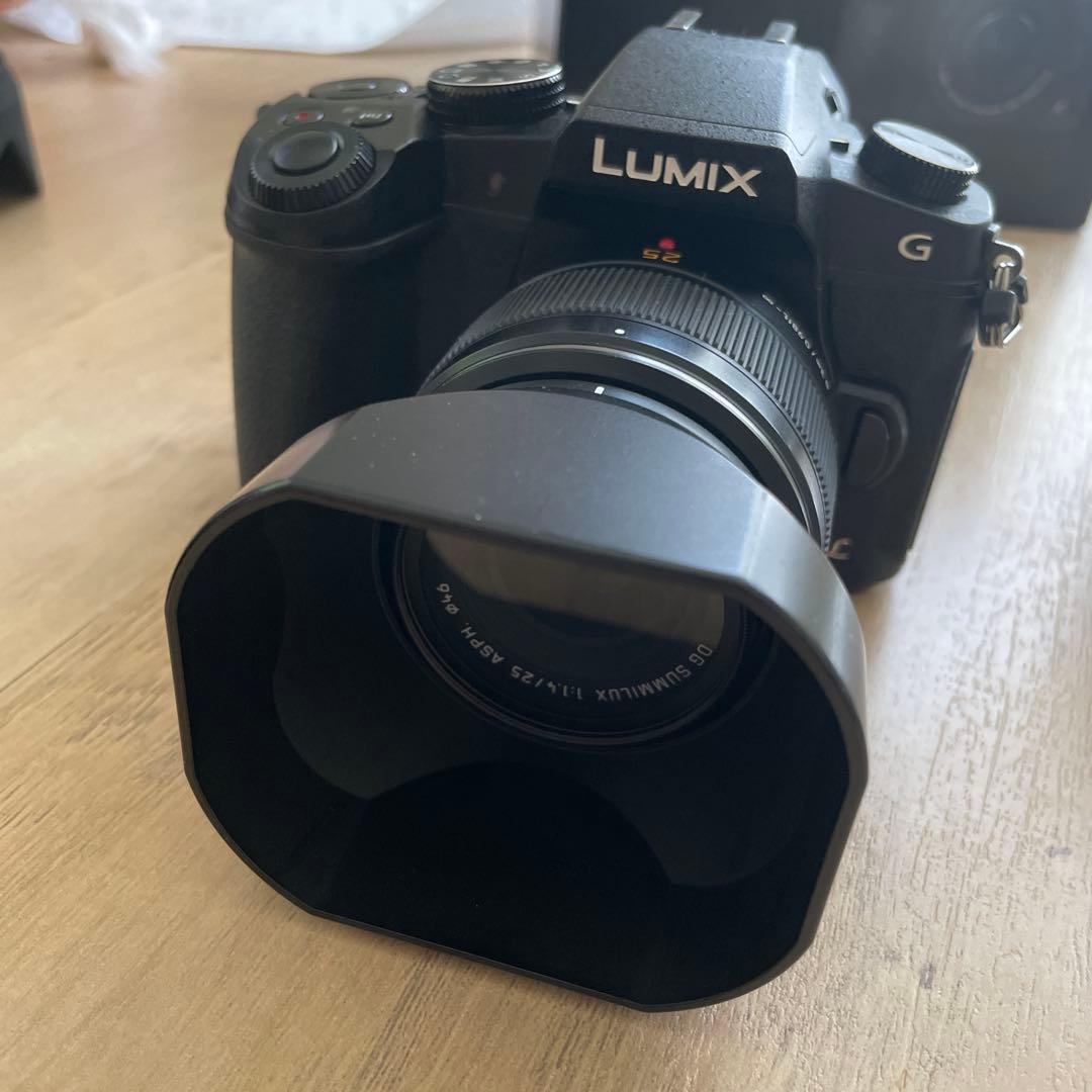 デジタルカメラ Panasonic LUMIX G8M