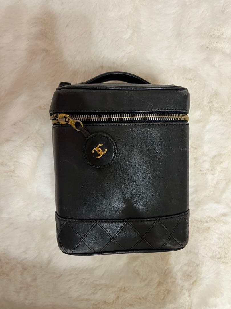 CHANEL　ビコローレ　ココマーク　縦型バニティバッグ　ラムスキン　ブラック
