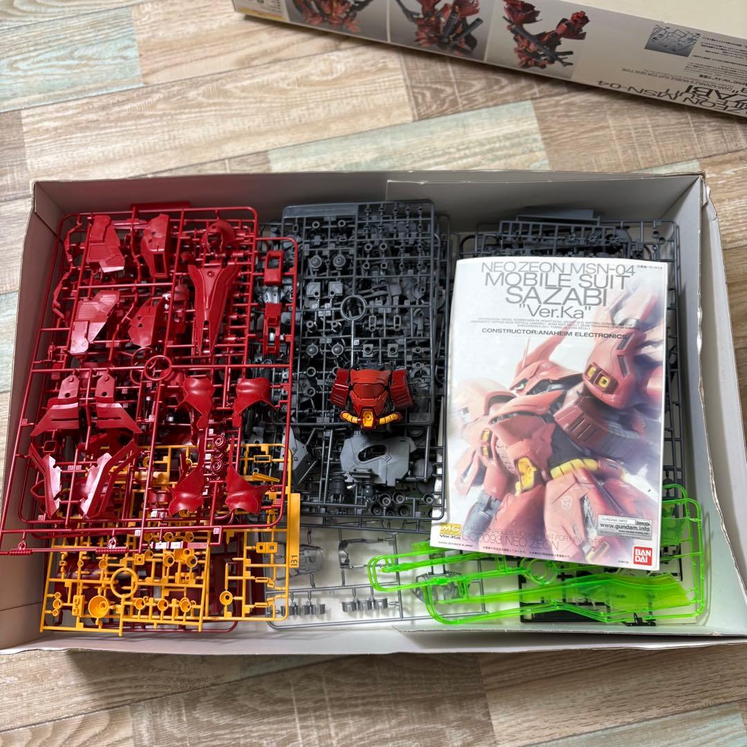 ユ*キ様 ガンダム SAZABI Ver Ka サザビー プラモデル 作りかけ