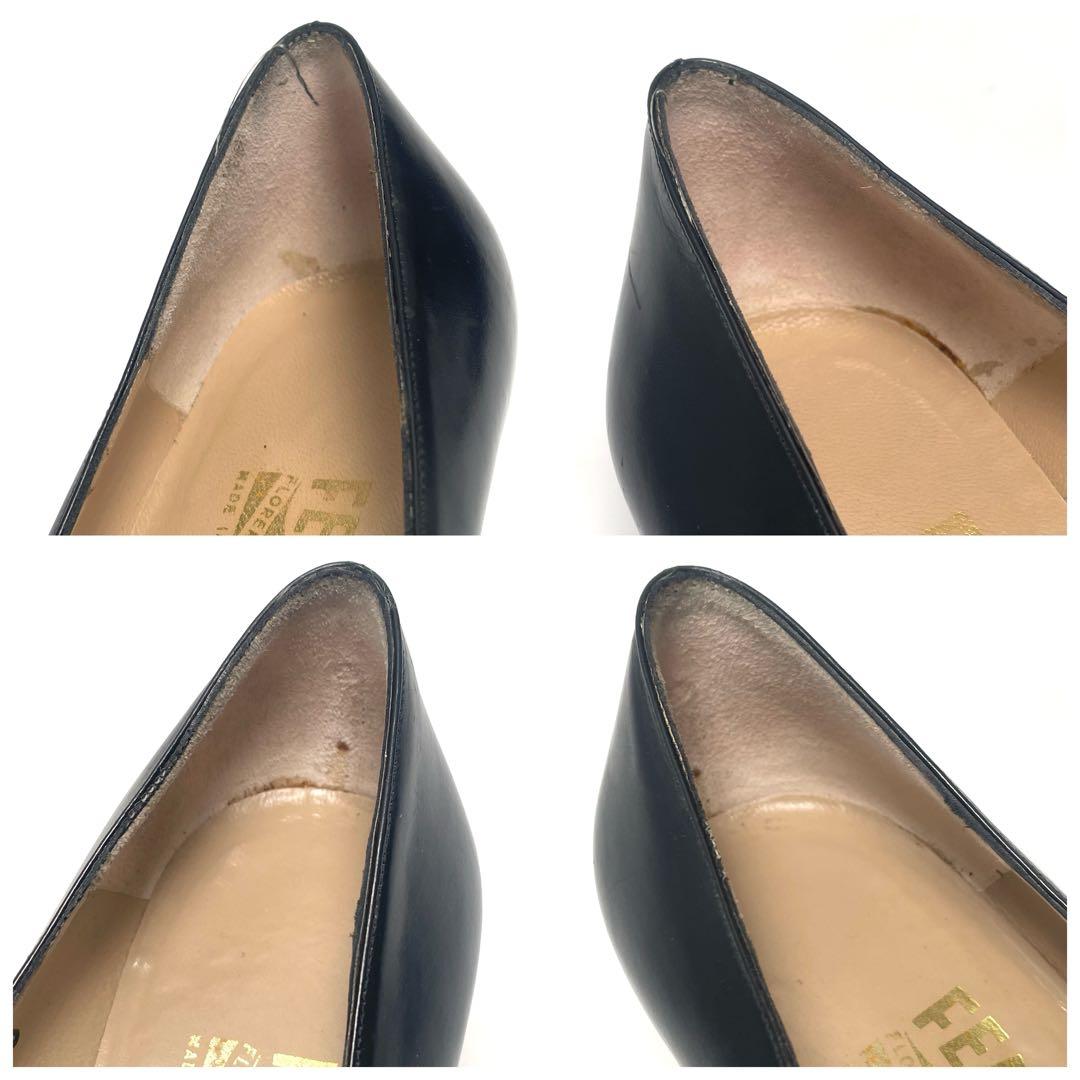 Ferragamo ヴァラリボン カーフレザー ポインテッドトゥ パンプス