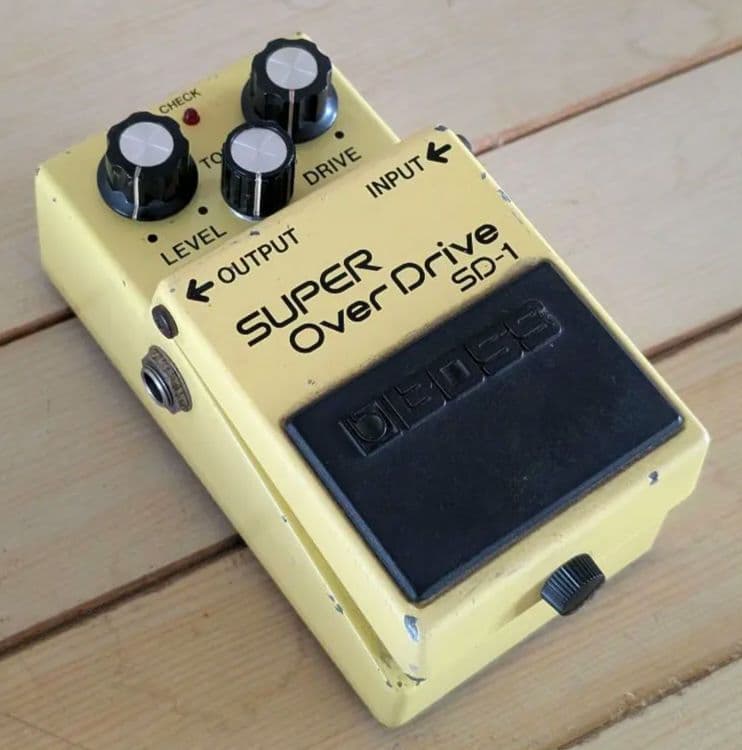 r*d様 BOSS SD-1 83年 スーパーオーバードライブ