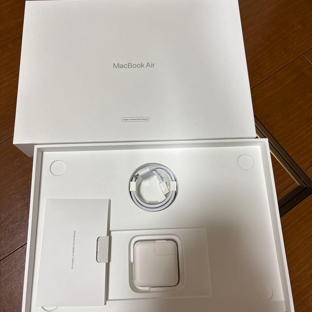 Apple MacBook Air (M1, 8GB) ジャンク
