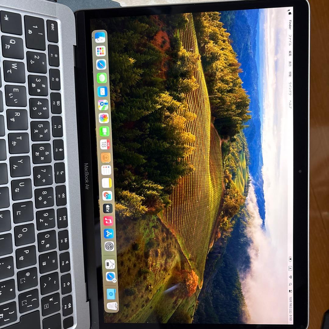 Apple MacBook Air (M1, 8GB) ジャンク