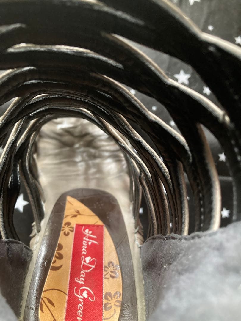 ヒナデイグリーン　グラディエーターサンダル　グレー　S