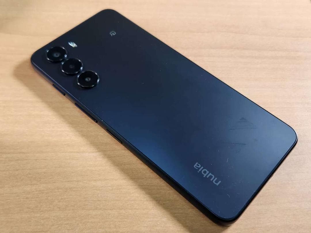 スマートフォン本体 021200G nubia S (5G) A403ZT 128GB