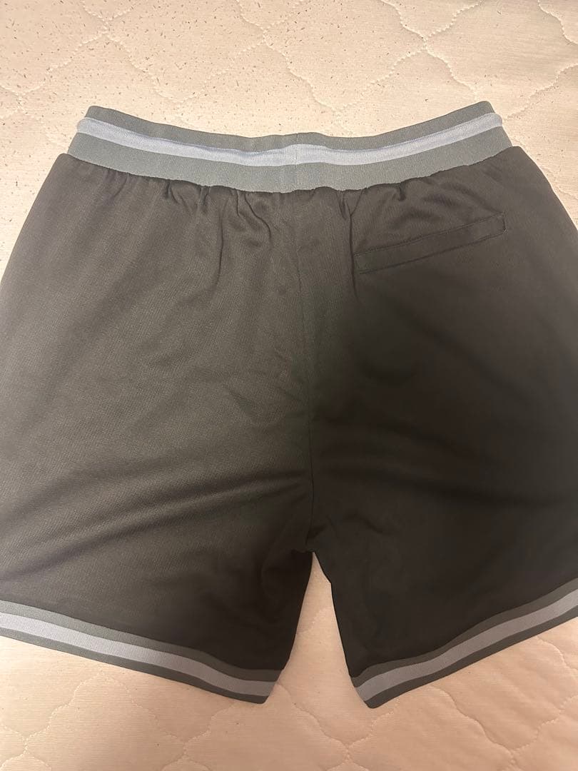 deuce バイブショーツ ブラックMサイズ