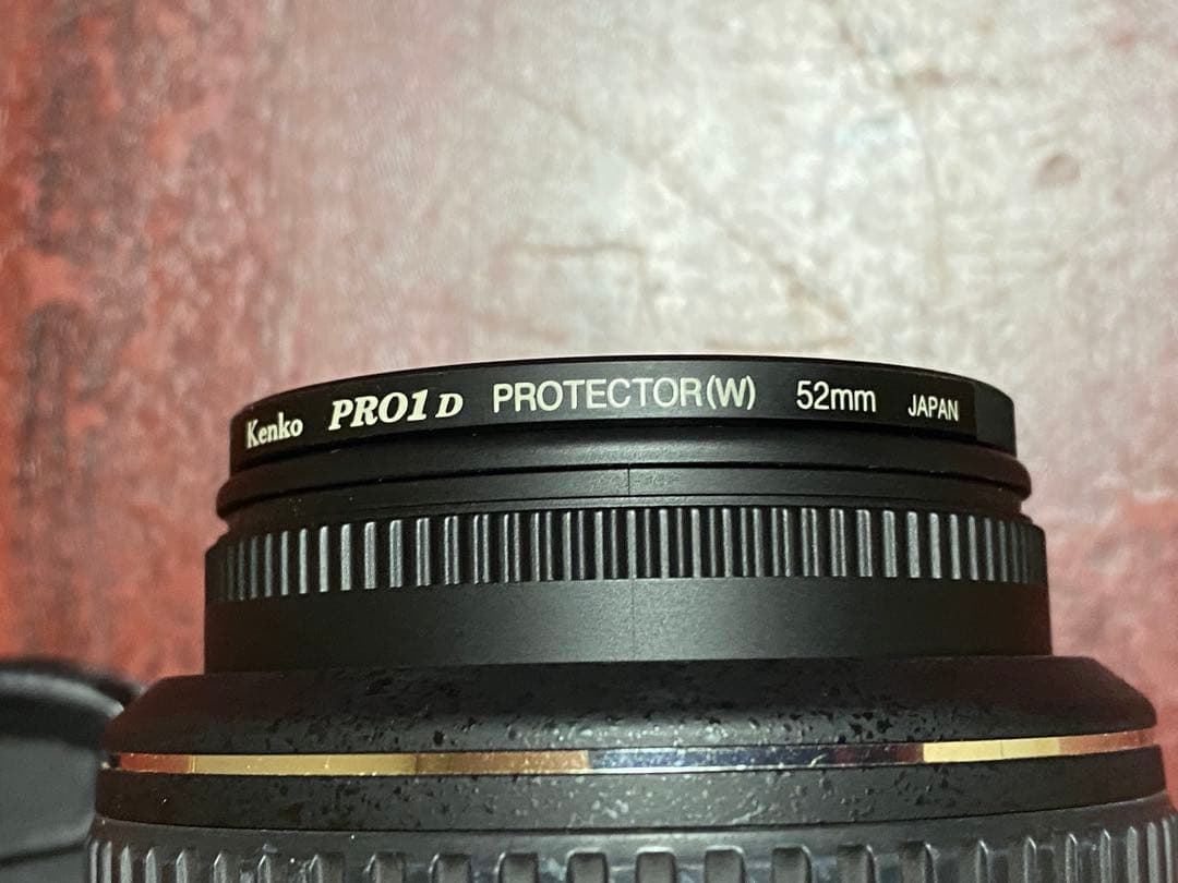 ショット数647★Nikon D3200＋ 18-55レンズキットSDカード付き