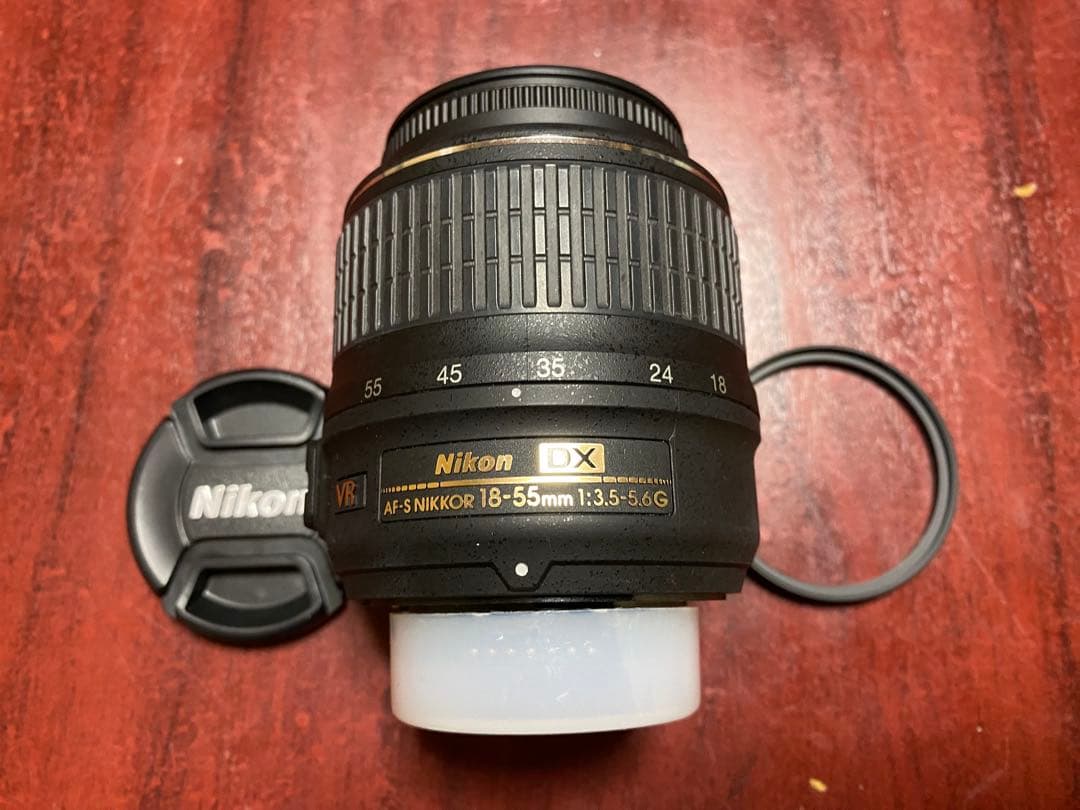 ショット数647★Nikon D3200＋ 18-55レンズキットSDカード付き