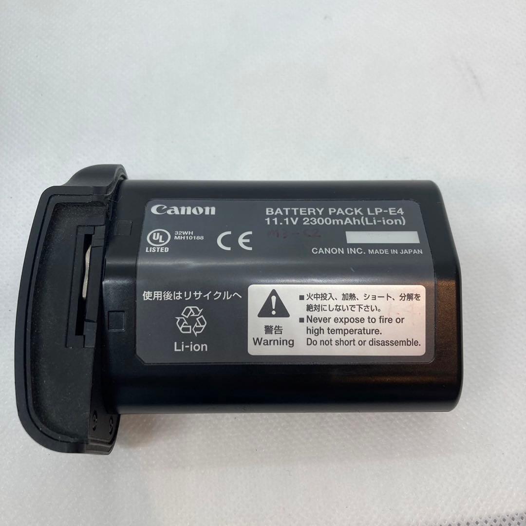 Canon デジタル一眼レフカメラ　　　EOS-1D Mark III