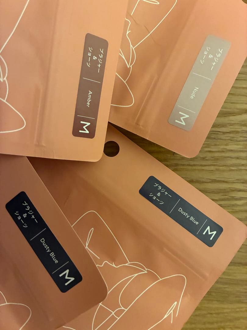 もちフィット Mochi-Fit ブラブラジャー&ショーツ Mサイズ　4セット