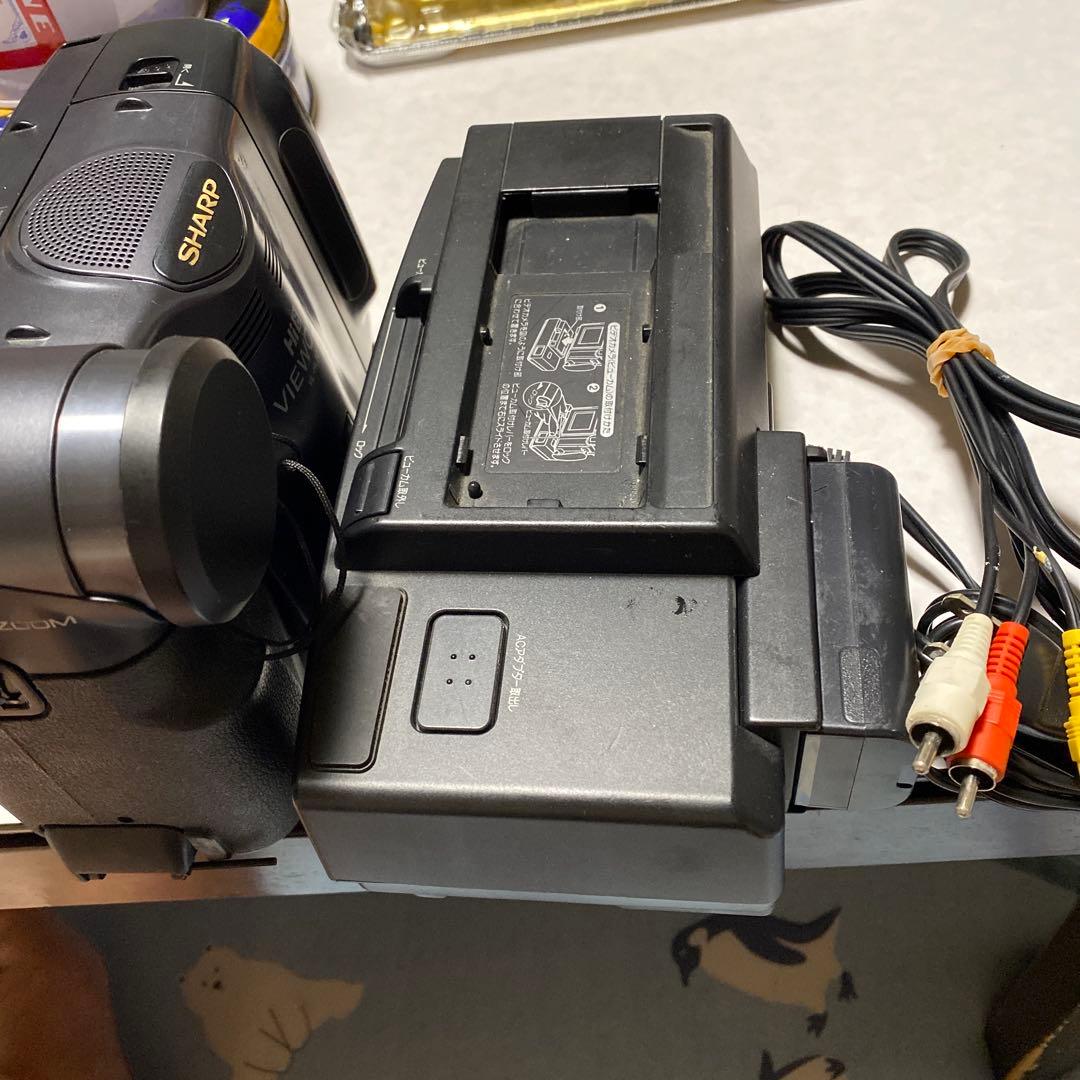 SHARP VideoHi8 ビデオカメラ VL-HL50 ①