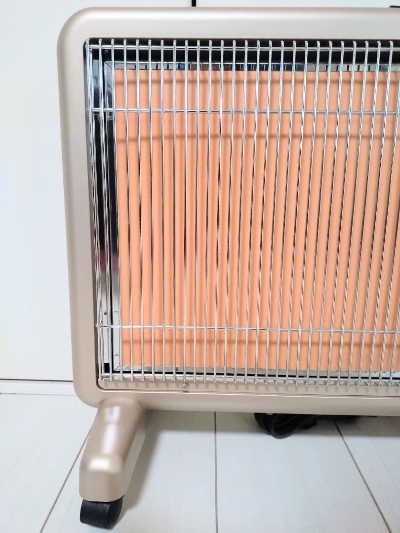 にゃも　 遠赤外線パネルヒーター サンルミエ E800L-TM2